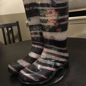 Kamik Rain Boots 8